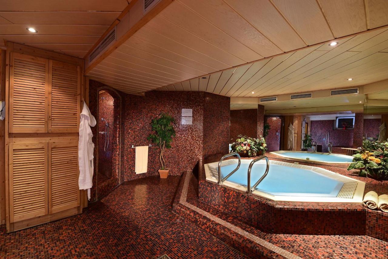 River Hotel Post تشينيز المظهر الخارجي الصورة